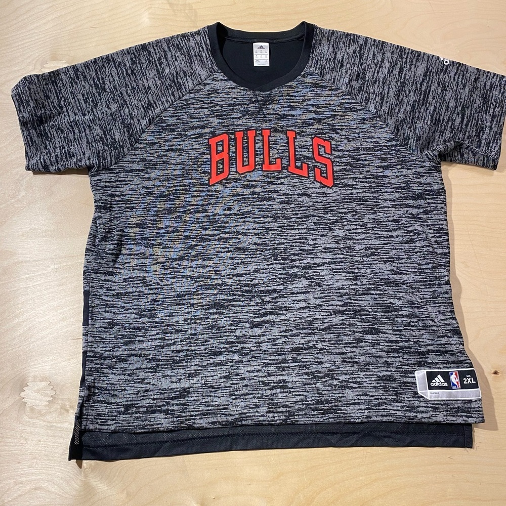 Adidas Bulls Heathered Tee 2XL (NG)